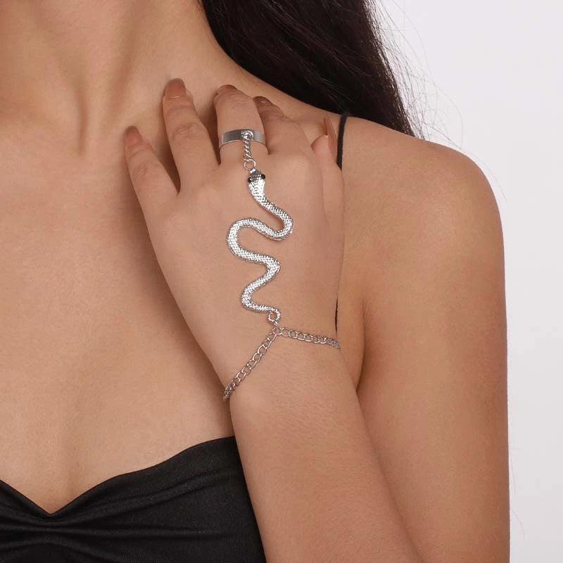 Vintage Punk Goth Exaggerated Spider Snake Butterfly Ring with Bracelet Link and Wrist - Fashion Bracelets Jewellery - The Jewellery Supermarket