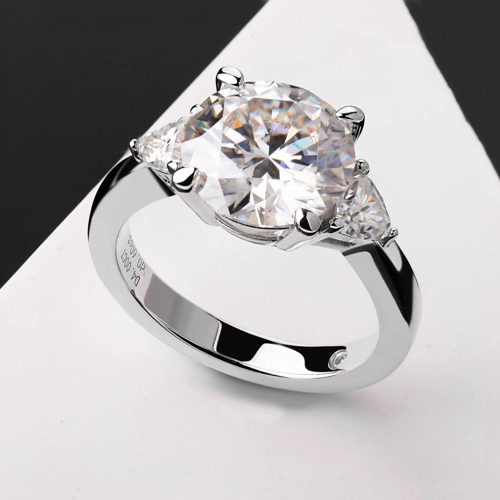 Amazing 3-Stone Round Cut 4.6CT Moissanite Diamond Rings - S925 Silver Wedding Engagement Jewellery With GRA