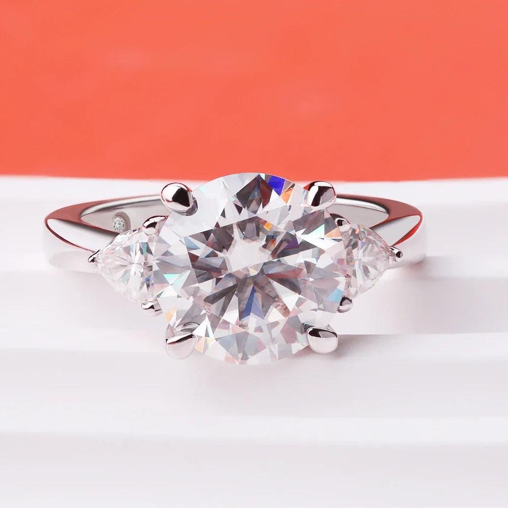 Amazing 3-Stone Round Cut 4.6CT Moissanite Diamond Rings - S925 Silver Wedding Engagement Jewellery With GRA