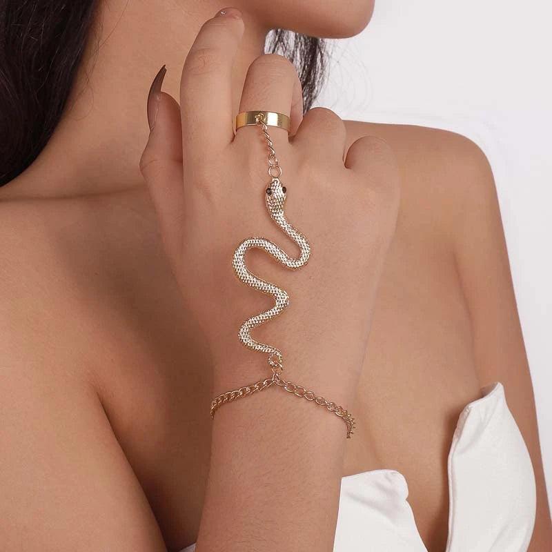 Vintage Punk Goth Exaggerated Spider Snake Butterfly Ring with Bracelet Link and Wrist - Fashion Bracelets Jewellery - The Jewellery Supermarket