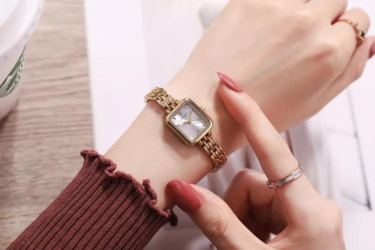 New 20mm Mini Gold Quartz Women's Watch - Fashion Lady Small Bracelet Chain Simple Ladies Watch - The Jewellery Supermarket