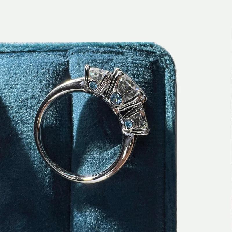 Superb 3 Stones D Colour VVS 5CT Moissanite Diamond Rings For Women Engagement Wedding Silver Certified Jewellery