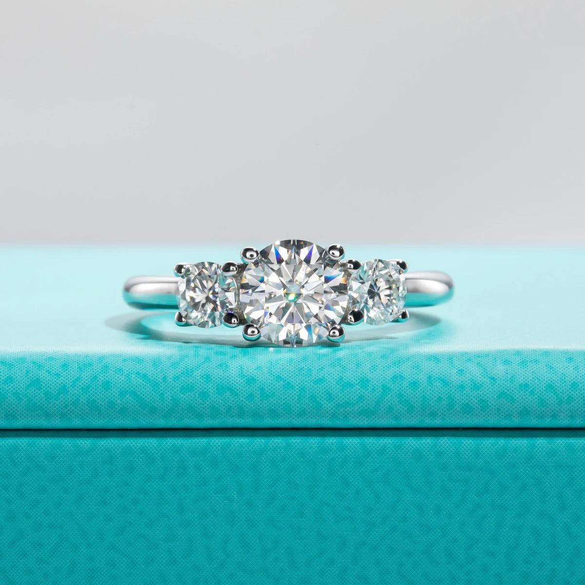 Awesome 1.6cttw D Colour Moissanite Diamonds Engagement Rings For Women 925 Silver Promise Wedding Fine Jewellery