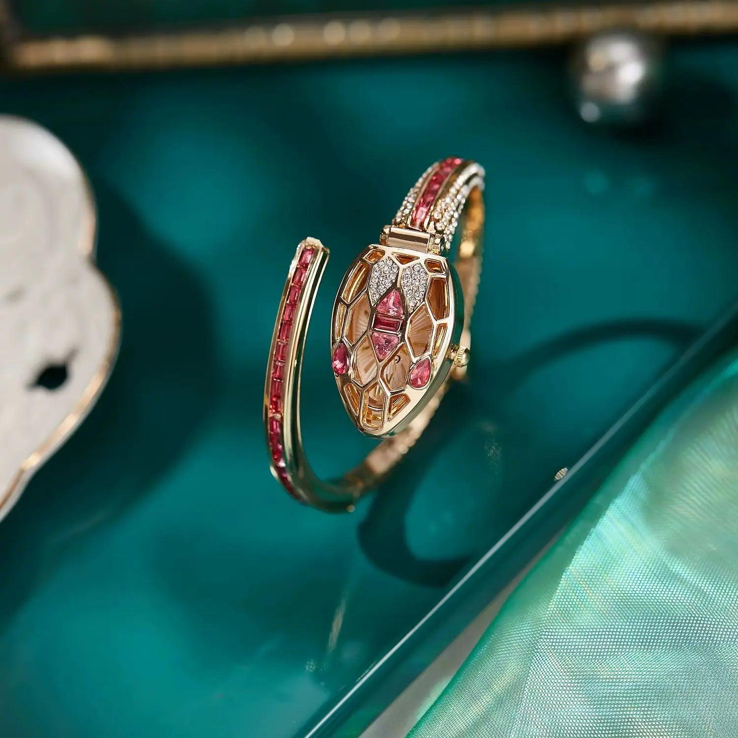 New Arrival Fashion Snake Design Women Bracelet Watches Inlaid with Rhinestones Cuff Bangle Quartz Jewellery Watches
