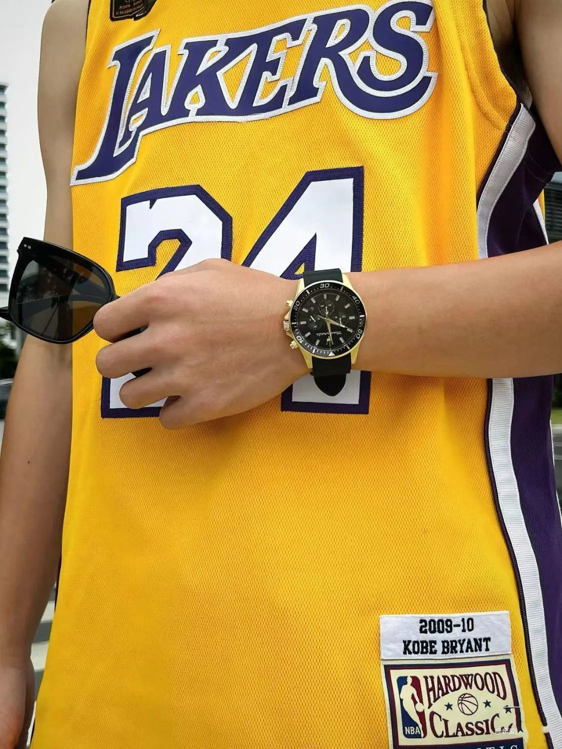 Amazing Gold Maserati Men's Watch Sports Leisure Luxury Europe and America Large Dial Black Silicone StrWatch.