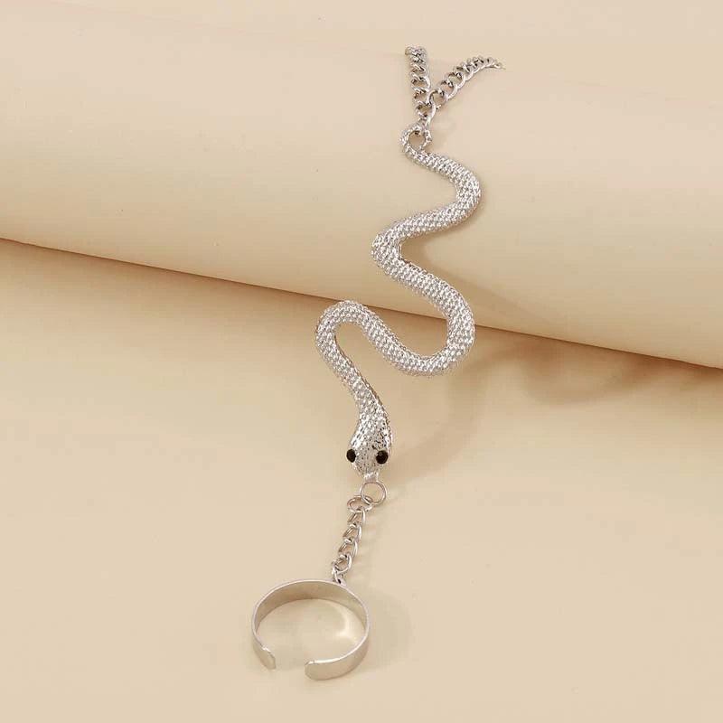 Vintage Punk Goth Exaggerated Spider Snake Butterfly Ring with Bracelet Link and Wrist - Fashion Bracelets Jewellery - The Jewellery Supermarket