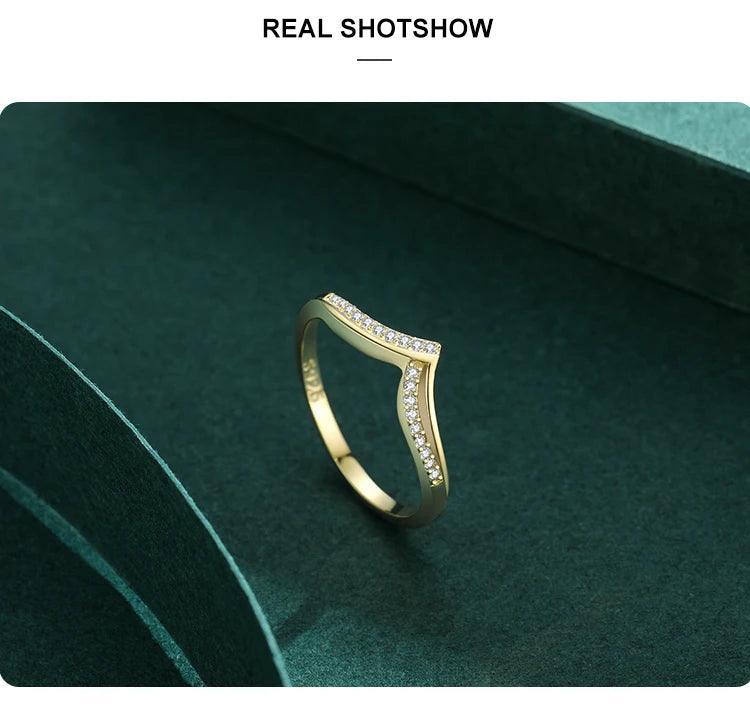 *NEW* Stylish Simple V Shape Sterling Silver AAAA High Quality Simulated Diamond Ring - The Jewellery Supermarket