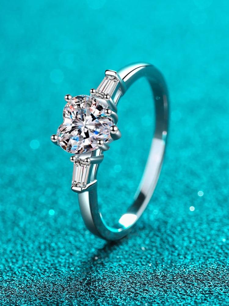 Fabulous Heart-shaped GRA Moissanite Diamonds Sterling 925 Silver Simple Marriage Proposal Fine Jewellery