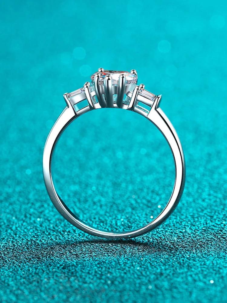 Fabulous Heart-shaped GRA Moissanite Diamonds Sterling 925 Silver Simple Marriage Proposal Fine Jewellery