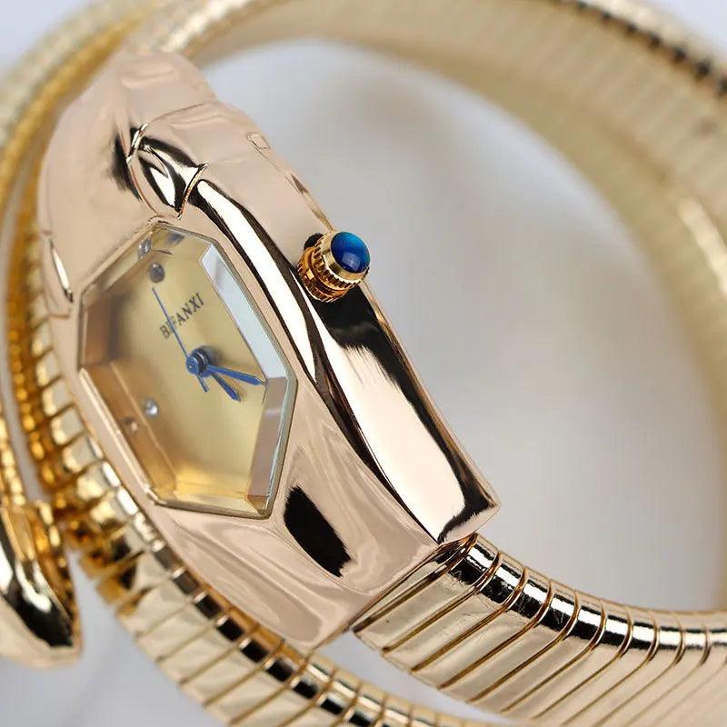 New Luxury Brand Unique Design Dial Snake Shape Zircon Diamonds, Ladies Gold Iced Out Analog Quartz Ladies Watches