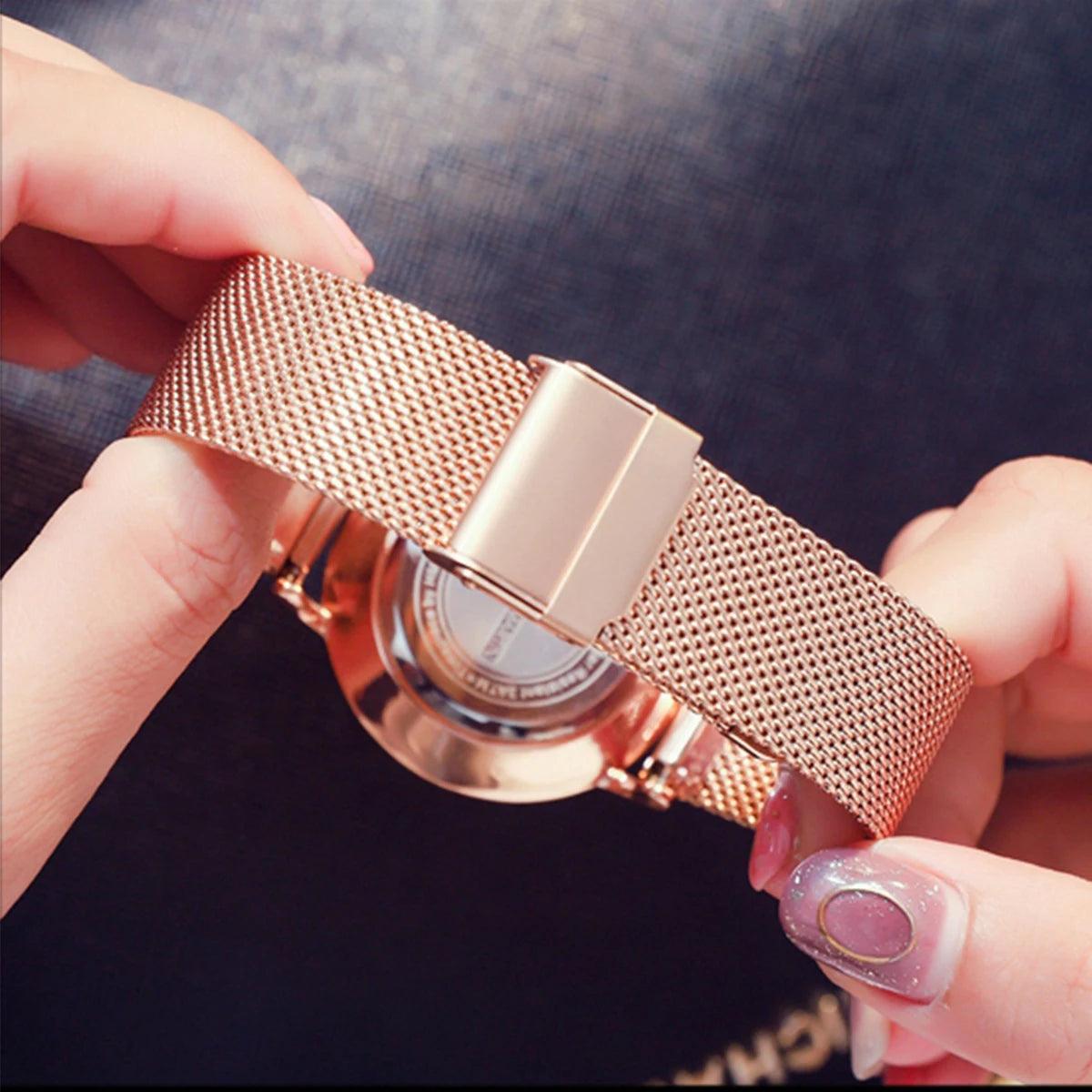 Elegant Luxury Ladie's Watch,  Fashionable Frosted Dial Rhinestone Rose Gold Tone Stainless Steel Mesh Strap Watches
