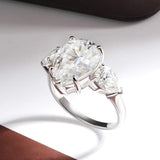 Waterdrop Shape 3 Stones 8 Carat Pear Cut Silver Moissanite Rings, 18K Gold Plated Engagement Wedding Jewellery