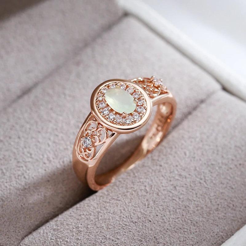New Oval Cut Luxury AAA Zircon Emerald With 14K Rolled Rose Gold Flower Ring Ethnic Daily Jewellery