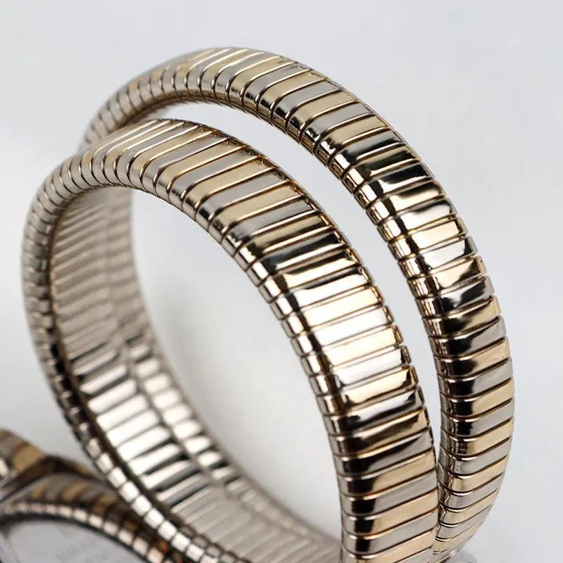 New Luxury Brand Unique Design Dial Snake Shape Zircon Diamonds, Ladies Gold Iced Out Analog Quartz Ladies Watches