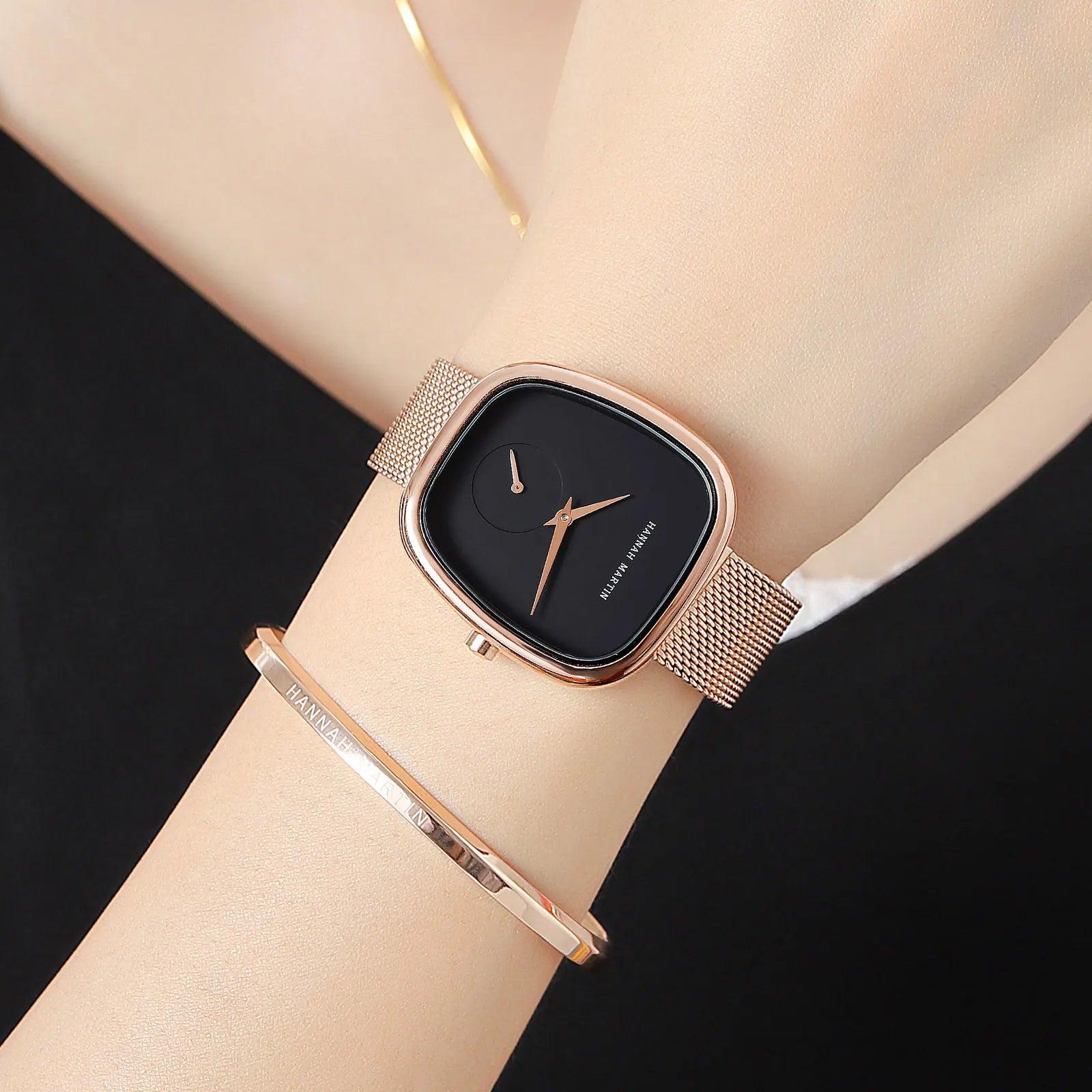 Fashionable Minimalist Style Elegant Ladie's Quartz Wristwatch Wine Barrel Rose Gold or Black Oval Women's Watches