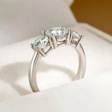 Awesome 2/4ct D Colour Moissanite Diamonds Row Rings Sparkling S925 Silver 18KGP Wedding Engagement Bridal Jewellery
