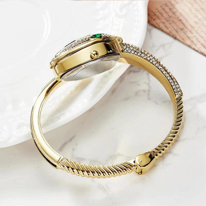 Fashionable Snake Design Style, Elegant and Unique High-End Women's Quartz Watches with Niche and Atmospheric Design