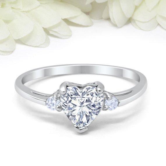 Mood Ring with Lovely Heart Design AAA Cubic Zirconia Crystals Prong Setting Silver Colour Ring - The Jewellery Supermarket
