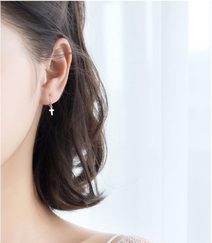 Charming Womens Fashion 100% Sterling Silver Christian Cross Small Drop Earrings - Popular Religious Gifts - The Jewellery Supermarket