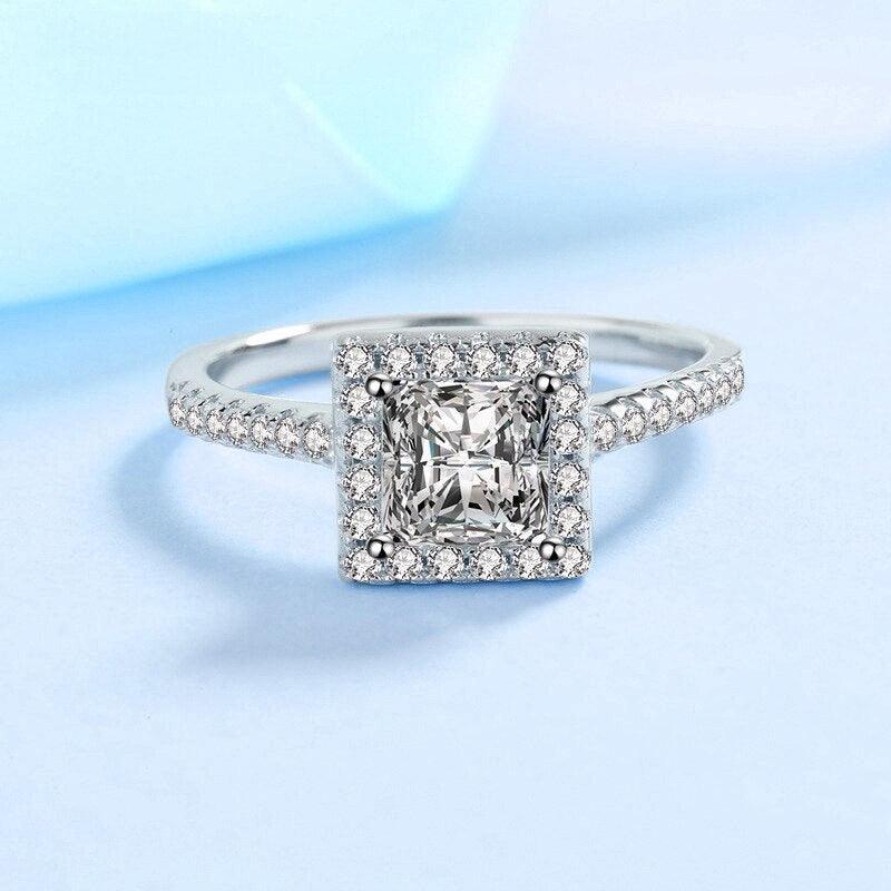 1 CT Princess Cut High Quality Moissanite Diamonds Halo Wedding Promise Ring For Women - Luxury Jewellery - The Jewellery Supermarket