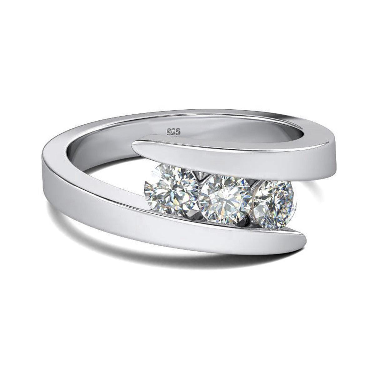 Amazing 3 Stones High Quality Moissanite Diamonds Ring - Luxury Engagement Rings - Fine Jewellery - The Jewellery Supermarket