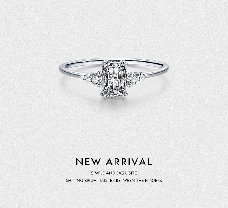 Splendid Rectangle Silver Clear AAA+ Cubic Zirconia Diamonds Ring - The Jewellery Supermarket