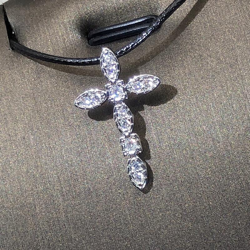 NEW - Exquisite Cross Silver Fashion Cross AAA+ Cubic Zirconia Diamonds Pendant Necklace - The Jewellery Supermarket