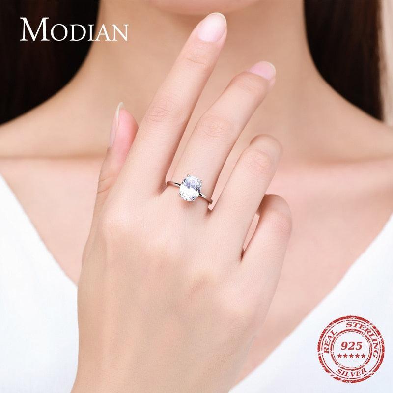 Delightful Luxury Big Oval Cut AAA+ Cubic Zirconia Diamond Engagement Ring - The Jewellery Supermarket