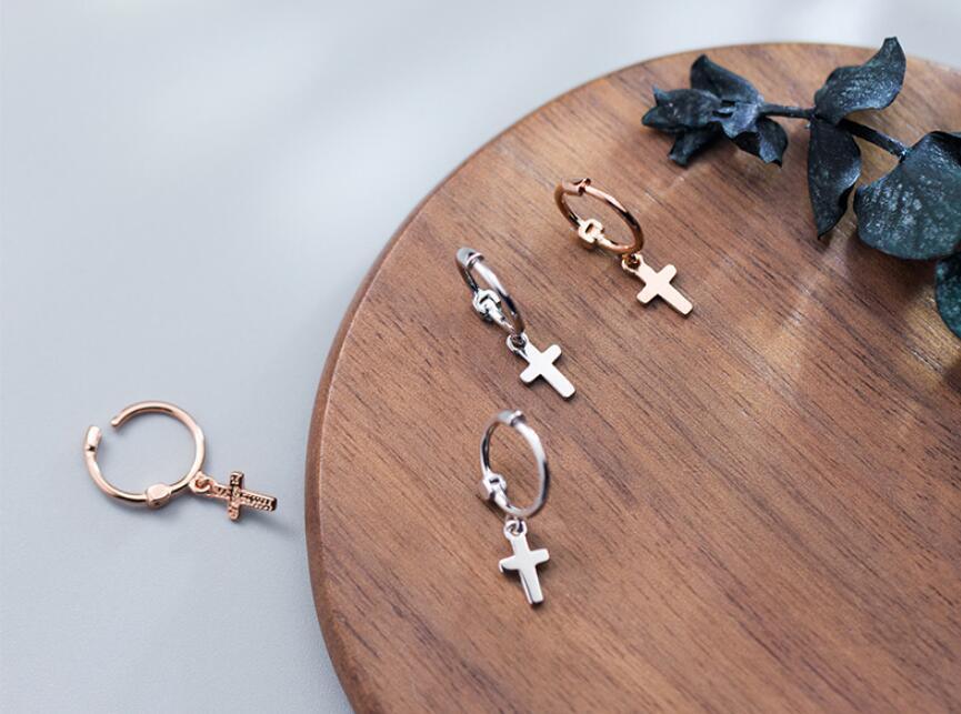 Charming Womens Fashion 100% Sterling Silver Christian Cross Small Drop Earrings - Popular Religious Gifts - The Jewellery Supermarket