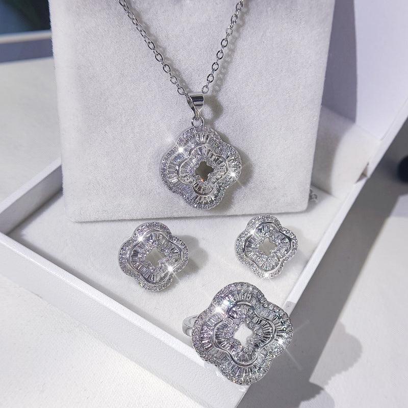 GREAT GIFT IDEAS - Luxury AAA+ Cubic Zirconia Diamonds Popular Jewellery Set - The Jewellery Supermarket