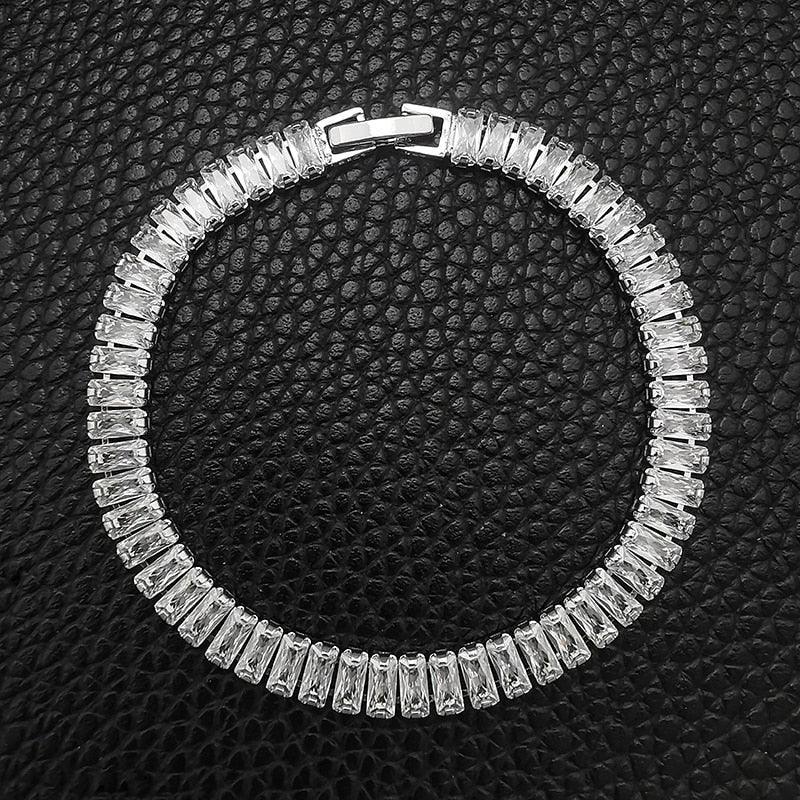GREAT GIFTS - Luxury AAA+ Cubic Zirconia Diamonds Princess Cut Tennis Bracelet - The Jewellery Supermarket