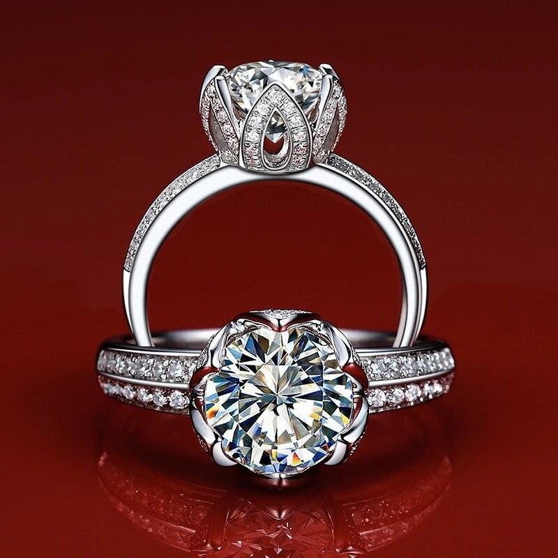 Marvellous Luxury AAA+ Cubic Zirconia Lotus Engagement Ring - The Jewellery Supermarket