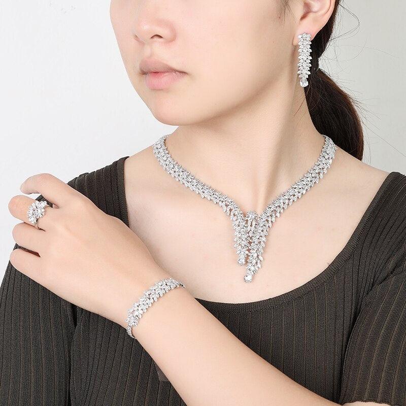 NEW ARRIVAL - Fabulous Luxury AAA+ Cubic Zirconia Diamonds Jewellery Set - The Jewellery Supermarket