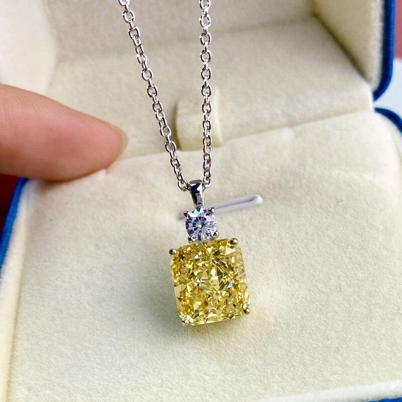 Luxury Sparkling 3 Carat High Quality Simulated Diamond Pendant Necklace - The Jewellery Supermarket