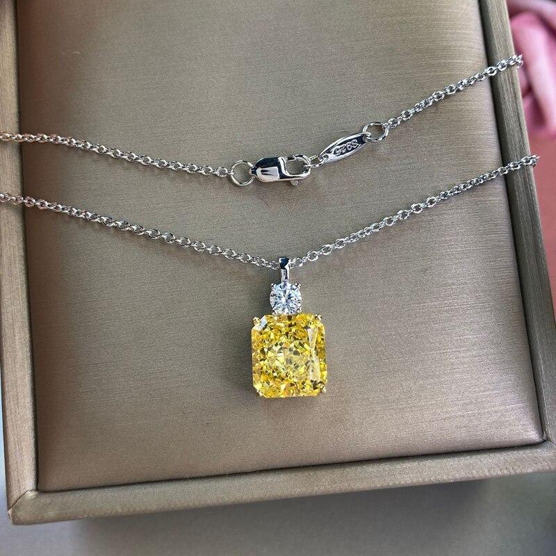 Luxury Sparkling 3 Carat High Quality Simulated Diamond Pendant Necklace - The Jewellery Supermarket