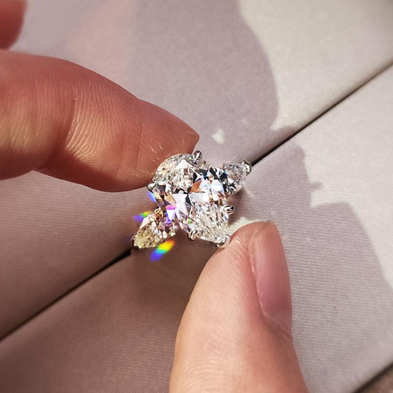 Luxury Crystal Water Drop AAA+ Cubic Zirconia Diamonds Exquisite Ring - The Jewellery Supermarket