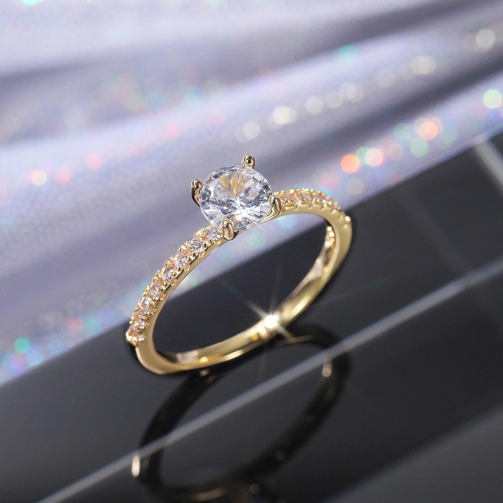 Brilliant Round ♥︎ High Quality AAA+ Cubic Zirconia Diamonds ♥︎ Luxury Engagement Ring - The Jewellery Supermarket