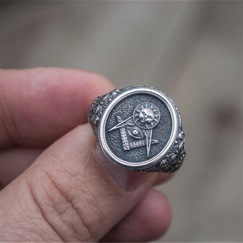 Best Gifts - Vintage Men's Templar Masonic Signet Ring - The Jewellery Supermarket