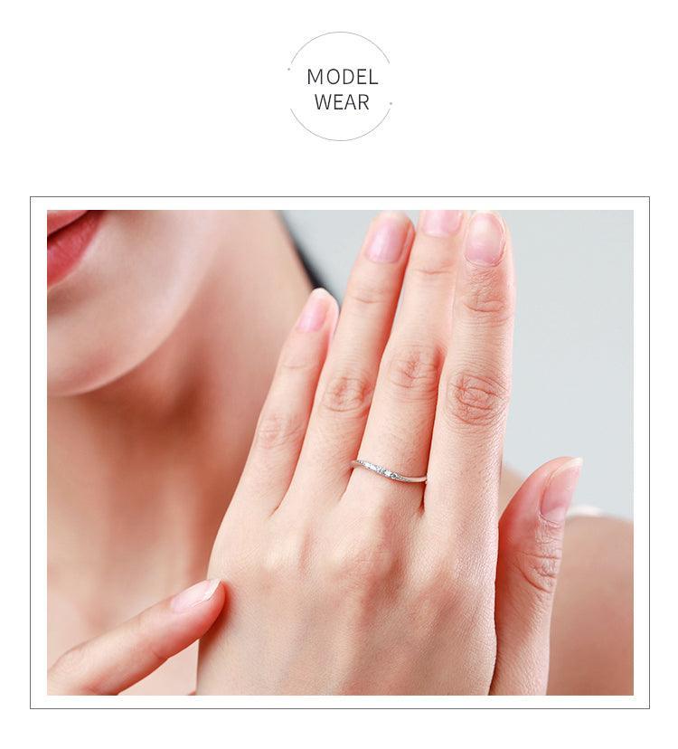 *NEW* Simple Wavy Line Design AAAA Simulated Diamonds Sterling Silver Fine Ring - The Jewellery Supermarket