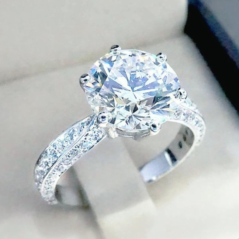 *NEW* Classical Elegance Dazzling AAA+ Cubic Zirconia Diamonds Exquisite Ring - The Jewellery Supermarket