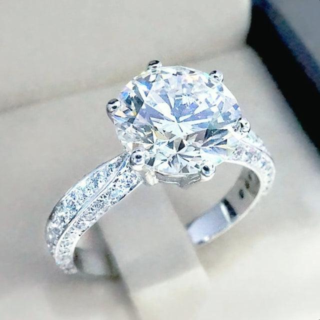 *NEW* Classical Elegance Dazzling AAA+ Cubic Zirconia Diamonds Exquisite Ring - The Jewellery Supermarket