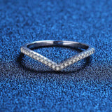 Sparkling V-shaped  D Colour Moissanite Diamonds Rings for Women Silver Engagement Wedding GRA Fine Jewellery
