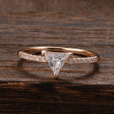 14 Karat Rolled Gold Triangle AAA Zircon Diamonds Fashion Wedding Rings Luxury Jewellery