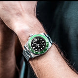 316L Stainless Steel 200M Diver Super Luminous Hands Calendar Display Quartz Watch