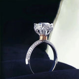 Two Tone Flower Design 1 Carat Moissanite Diamonds Silver Ring - Fashion Gorgeous Women Engagement Wedding Jewellery