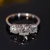 Round Cut 6.5mm/8mm Moissanite Three Stone 925 Silver Ladies Fashion Rings for Women Engagement Wedding Jewellery