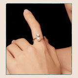Luxury Round VVS1 D Colour 0.5CT Moissanite Freshwater Pearl Open Silver Ring