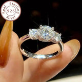 Round Cut 6.5mm/8mm Moissanite Three Stone 925 Silver Ladies Fashion Rings for Women Engagement Wedding Jewellery