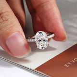 Amazing 4.5CT Oval Cut VVS1 D Colour Moissanite Diamond 18KGP Silver Engagement Ring