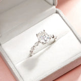 Super 1CT 2CT Oval Cut VVS1 D Colour Moissanite Diamond Wedding 18KGP Silver Ring